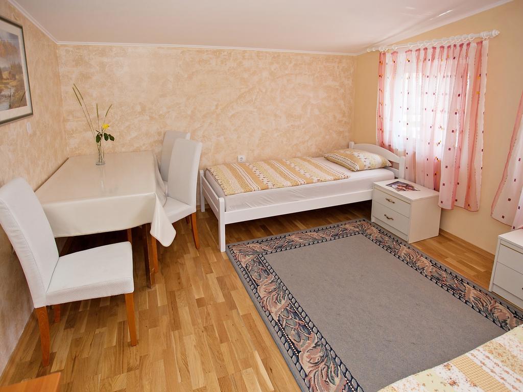 Apartment Zadar Diklo Borik Vir Room photo